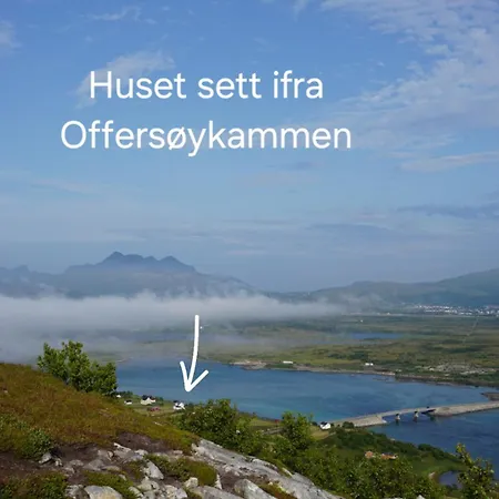 Seaside Holiday Home In Lofoten Leknes