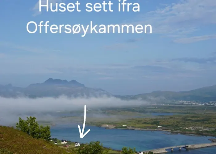 Ved Sjoen, Lofoten レクネス