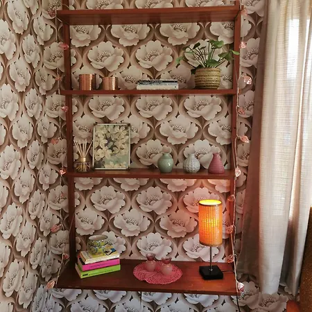 Ved Sjoen, Lofoten Leknes